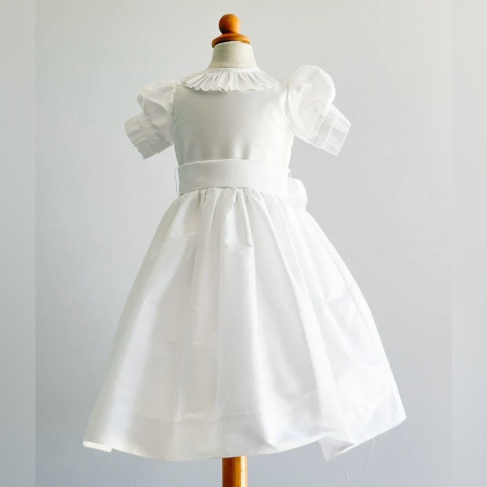 Elegant White Dress with Puff Sleeves - FLOWER GIRL